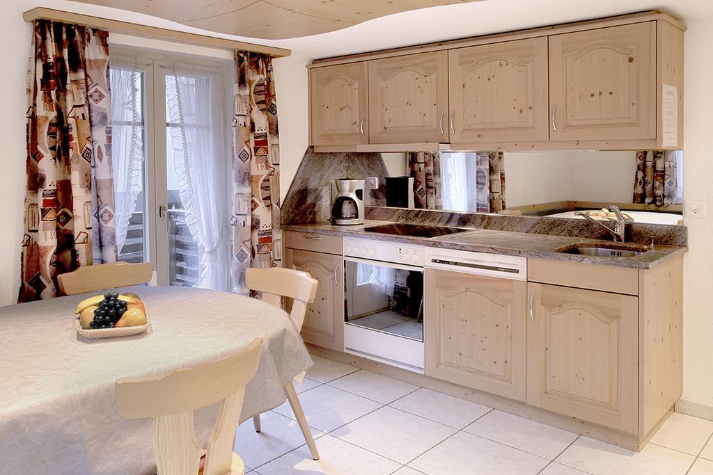 סאס-אלמאגל Chalet Wiesengrund Edelweiss 6P מראה חיצוני תמונה